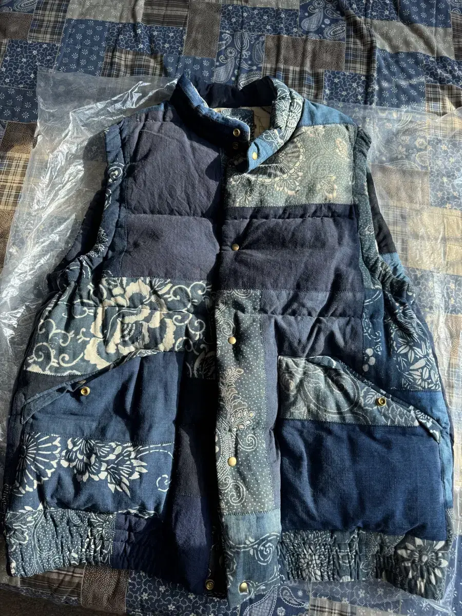 [5]Visvim ict kofu down vest